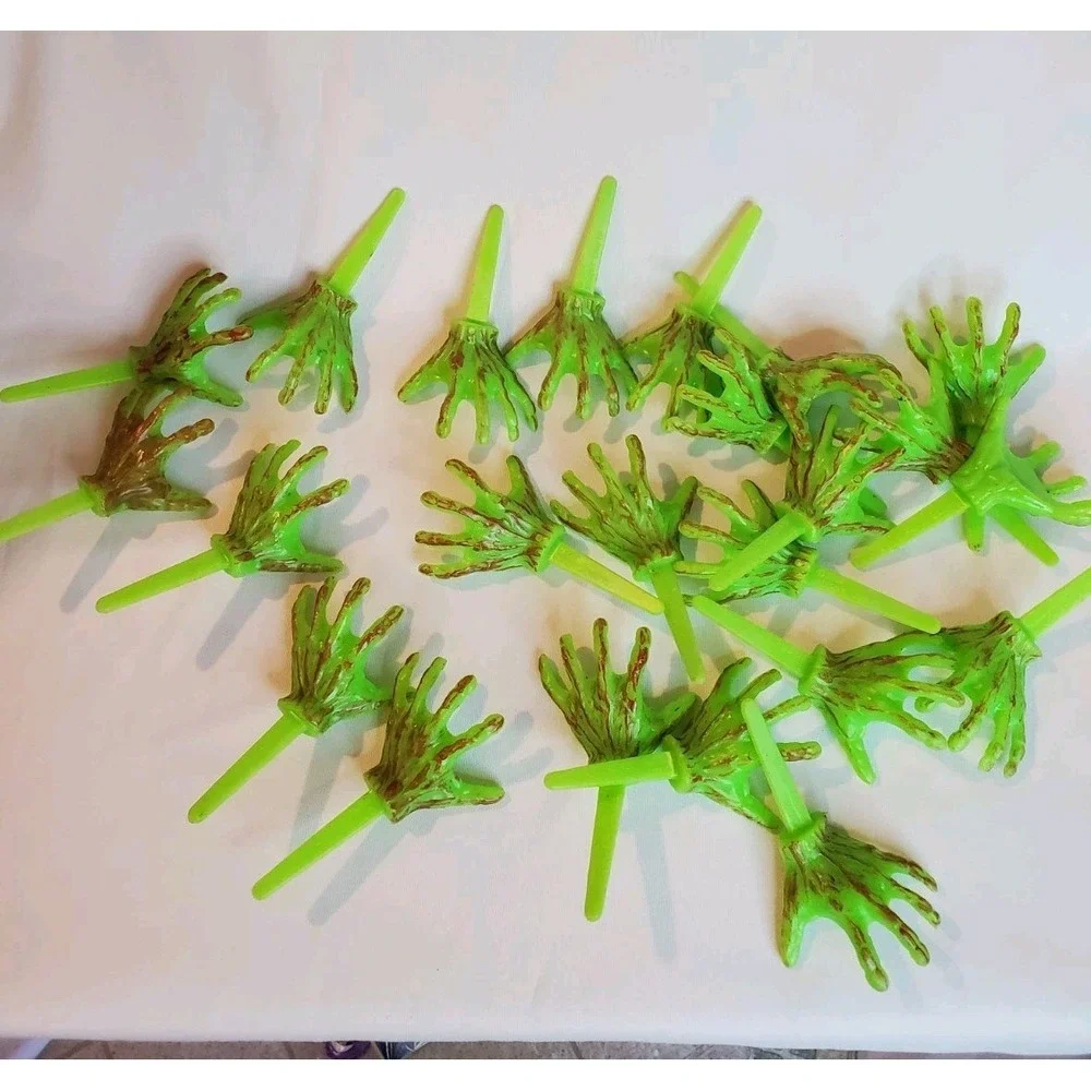 Monster Hand Cupcake Picks (20‎ Pieces) Halloween Themed Cake Decor Topper